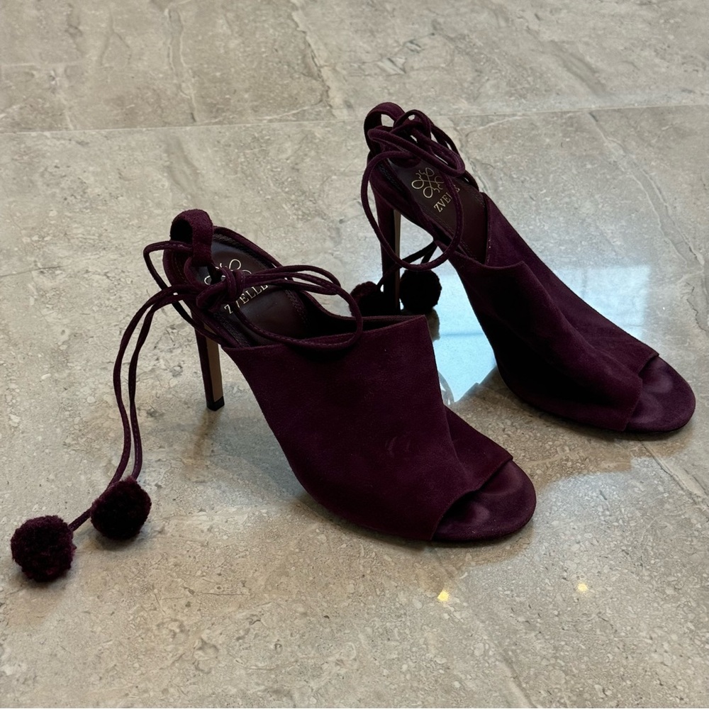 Chic Burgundy Heels with Pom-Pom Detail